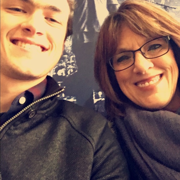 Meet your Posher, Pamela - Picture 4 of 6